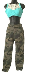 NWT, Hollister Camo Ultra High Rise Pants, Ladies Size XS , NWT - Picture 1 of 5