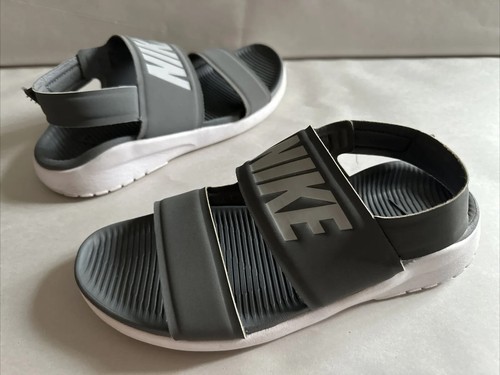 Sandali Nike Tanjun Strap Slingback Cool Grigio Bianco 882694 002 Donna Taglia 7