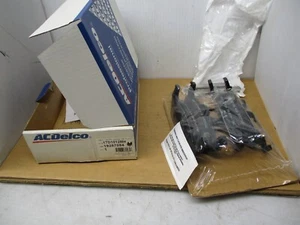 ACDelco Rear Disc Brake Pad Set 17D1012MH 2004-2011 Ford F150 - Picture 1 of 2