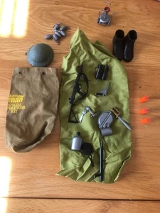 Vintage Action Man Equipment Centre Special Operations Kit - Picture 1 of 10