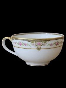 Theodore Haviland Schleiger Teacup Gold Trim Pink Floral Rose Limoges France 618 - Picture 1 of 8