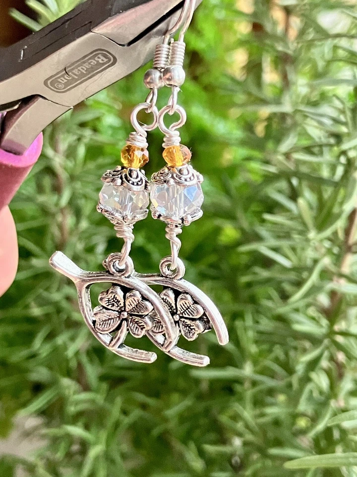 Thanksgiving Turkey Bone Charm Dangle Earrings Handmade With Shiny Crystals. - Изображение 1 из 4