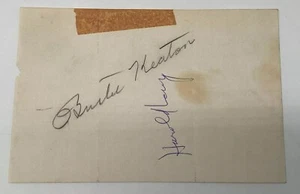Tarjeta indexada firmada por Buster Keaton estrella de cine mudo y Harold Lang actor inglés - Imagen 1 de 4
