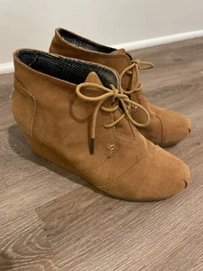 Toms Womens Desert Ankle Boots Booties Brown Suede Lined Wedge Lace Up W 8 - Picture 1 of 10