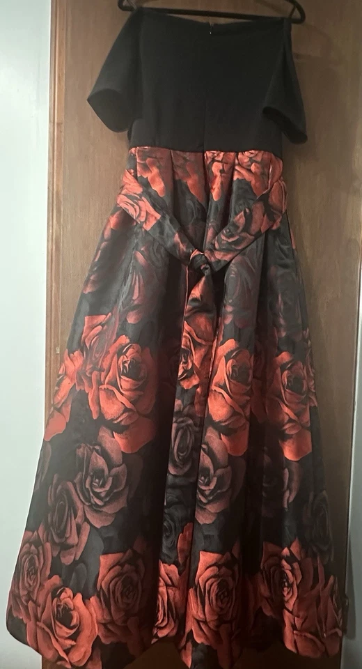 Vestido Jessica Howard Rojo Estampado Floral Fuera del Hombro Cinturón - Talla 14W Foto 1 de 4