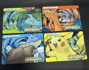 Tarjeta de Batalla Pokemon e+ Pikachu Charizard Bulbasaur Squirtle Rojo Fuego y Verde Hoja - Imagen 1 de 6