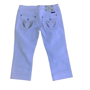 NWT Miss Me Capri Denim Jeans White Size 30 Wings Flaps - Picture 1 of 10