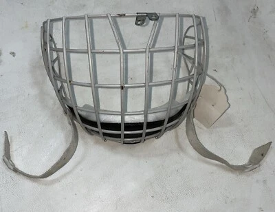 Cooper VL100 Large 2-piece Goal Mask Full Cage White Vintage RARE Made In Canada - Image 1 of 4