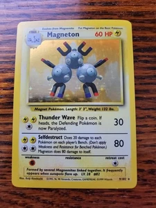 LP! Pokémon TCG Magneton Base Set 9/102 Holo Rare WOTC - Picture 1 of 4