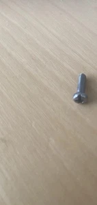 TORNILLO CUBIERTA CARROCERÍA DAIWA A-130RL - Imagen 1 de 1