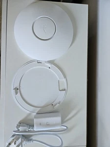 Ubiquiti UAP Pro - Photo 1/2