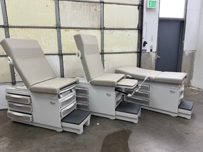 Mesa de examen Midmark Ritter 204 Foto 1 de 4