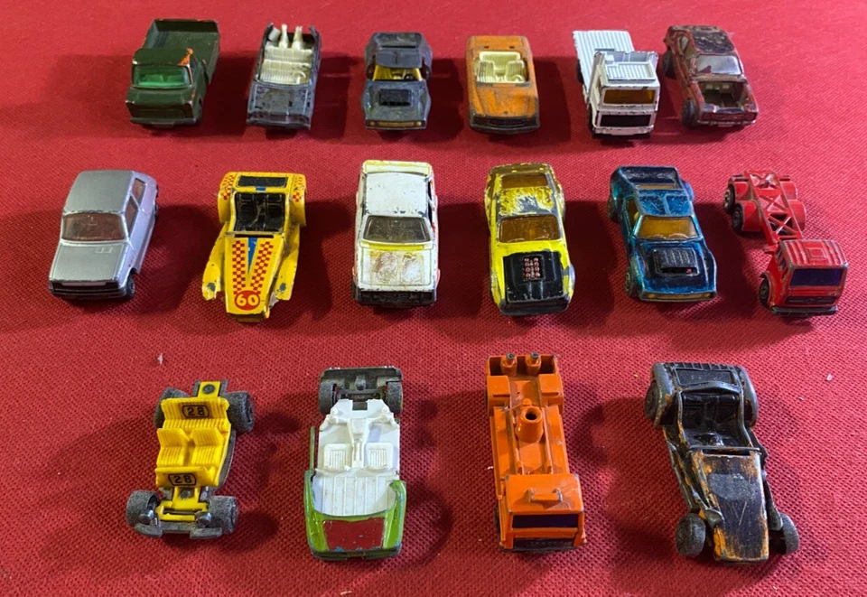 MATCHBOX Lotto 16 Auto Camion MERCEDES RENAULT HOT ROCKER MERCURY LOTUS TRANSIT - Immagine 1 di 3