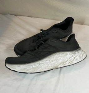 Scarpe da corsa New Balance uomo 16 Fresh Foam X More V4 grigio nero comode da passeggio - Foto 1 di 22