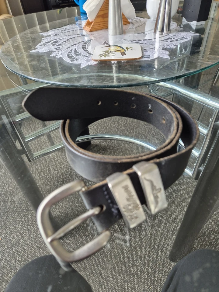 RM Williams Drover Black 100% Australien Hide 40"/102cm×4cm G.C. Free Postage  - image 1 of 4