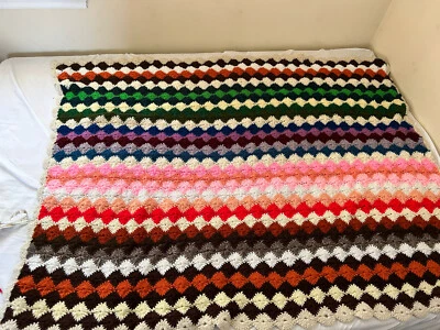 Manta de sofá vintage a rayas multicolor afgana hecha a mano de ganchillo 62" x 39" Foto 1 de 3