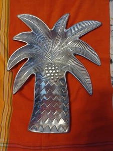 Aluminum Palm Tree Tray Whit Coconut - Picture 1 of 8
