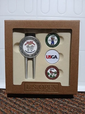2014 US Open Pinehurst No. 2 Golf Divot Tool Set NIB - Image 1 of 2