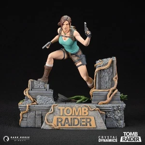 TOMB RAIDER  Lara Croft PVC Statue By Dark Horse - Picture 1 of 7