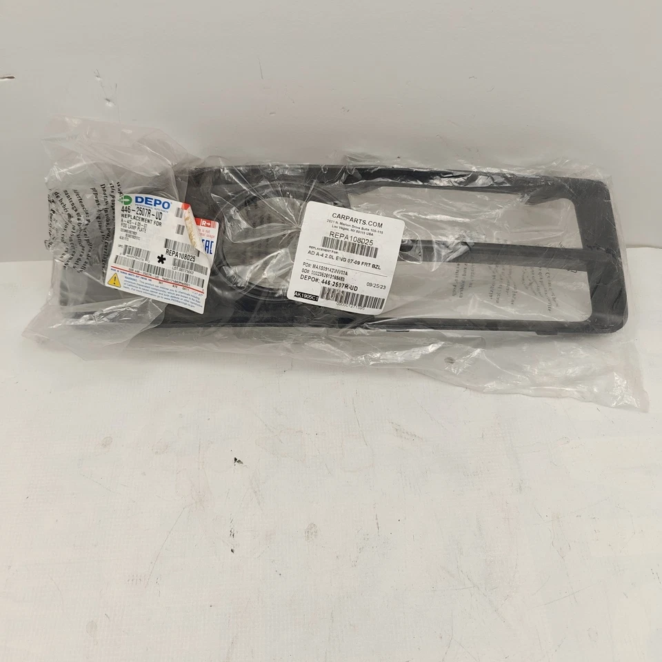 Repuesto de inserto de bisel de luz antiniebla para 2007-2009 A4 S4 descapotable lado del pasajero Foto 1 de 4