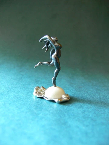 925 sterling silver figurines Cover