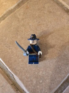 LEGO Captain J Fuller Minifigure The Lone Ranger 79111 - Picture 1 of 3