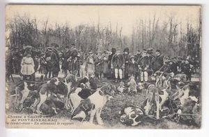 CPA FONTAINEBLEAU 77 - CHASSE A COURRE EN FORET RENDEZ-VOUS CHIENS 1910 ~C62 - Imagen 1 de 2