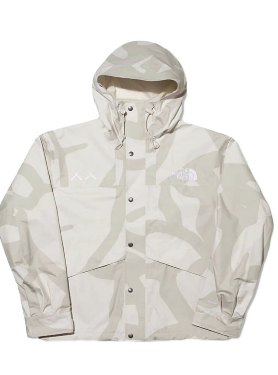 KAWS x The North Face Retro 1986 Mountain Jacket XL | eBay KAWS x The North Face Retro 1986 Mountain Jacket XL | eBay