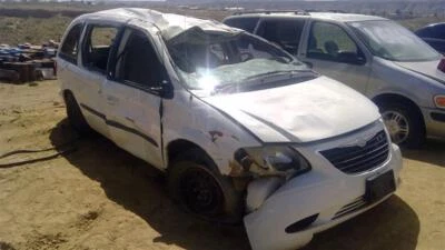 Used Left Tail Light Assembly fits: 2003 Chrysler Voyager Left Grade A - Image 1 of 4