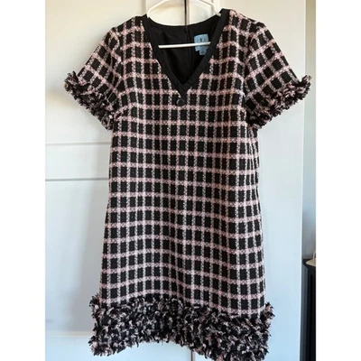 CeCe 黑色粉色格子粗花呢条纹 V 领短袖连衣裙 8 码 — 第 1/4 张图片