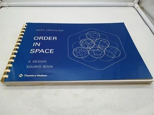 Orden im Weltraum: Ein Design-Quellenbuch von Keith Critchlow - Bild 1 von 14
