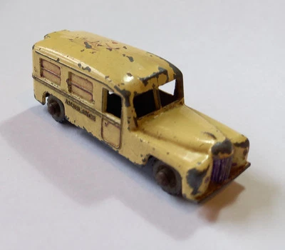 Ambulancia Daimler Matchbox/serie Lesney nº 14 vintage - 1968 Foto 1 de 4