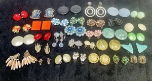 32 Pair Clip On Earrings Lot Costume Jewelry Vtg Retro - Picture 1 of 16