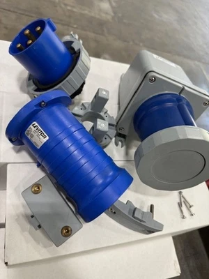 LEVITON 460P9W 3PH 250V 60A Plug plus BX60-V TYPE 4X, 12 Box/Receptacle  - Image 1 of 4