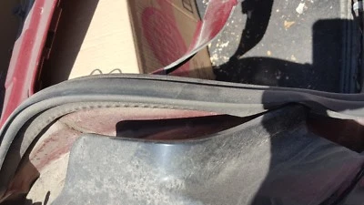 Pontiac G8 2008 2009 compartimento maletero sello resistente usado Foto 1 de 4