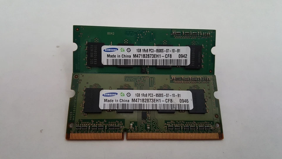 Samsung 2GB(2X1GB) PC3-8500 DDR3-1066MHz non-ECC Unbuffered CL7 204-Pin SoDimm  - Image 1 of 1