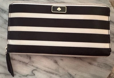 Cartera continental grande Kate Spade Dawn a rayas Foto 1 de 4