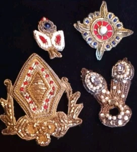 Hand Made zardozi, bead work patch Vintage Estate Lot Of 4 Pin Brooch Applique - Picture 1 of 15