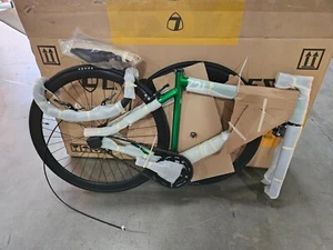 Leader 721 2014 Complete Bike 48cm Gloss Green With Flip/Flop+I806+Dropbar New! - Picture 1 of 11