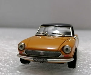 FIAT 124 Sport Spider convertible  - Vintage 1:43 Scale ,Vitesse ,Portugal 1990s - Picture 1 of 5