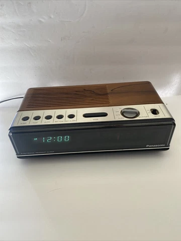 Vintage Panasonic Electronic Readout Clock Model RC-200 Alarm Clock Radio Cover