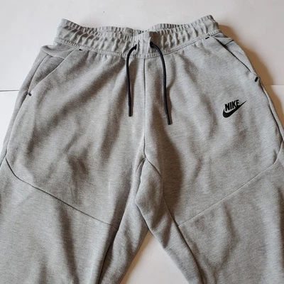 Nike Tech Fleece Trousers Bottoms Grey Standard Fit Kids XL Age 13-15 Good - Image 1 of 4