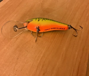 Señuelo de pesca vintage Bagley Diving Killer B 2 Hot Fire Tiger-usado - Imagen 1 de 4