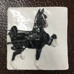 Hackney Geschirr Pferd Pony Show Keramikfliese Handarbeit von Sondra Alexander ArtUSA - Bild 1 von 5