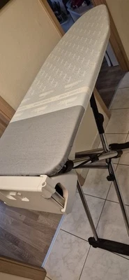 Laurastar Bügelstation - Bild 1 von 4