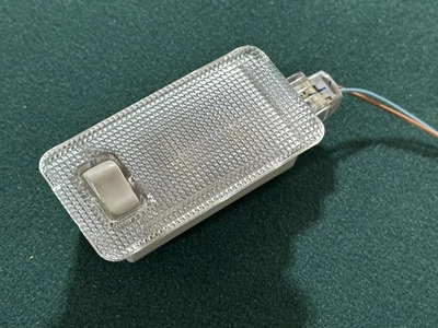 Interruptor de luz de cortesía con conector Scion xB 2008-2015 OEM maletero equipaje carga Foto 1 de 4