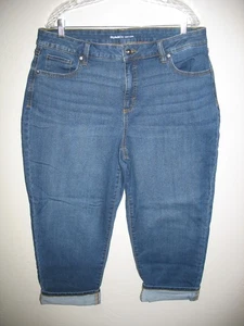 Style & Co Blue Jean Capris Sz 18 Curvy Capri Dark Stretch Denim Womens - Picture 1 of 10