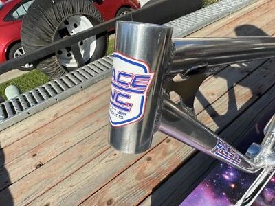 MARCO BICICLETA BMX RACE INC. RA24 BMX CRUISER PULIDO 24" ALUMINIO Foto 1 de 4