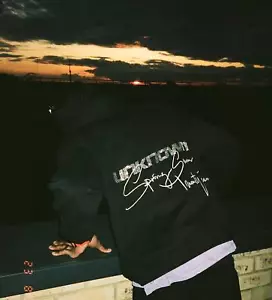 UNKNOWN London Signature sudadera con capucha estrás - talla grande BNWT PRECIO DE VENTA SUGERIDO POR EL FABRICANTE 110 £ - 1/2 precio - Imagen 1 de 11