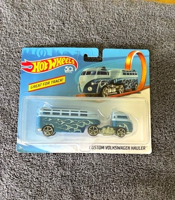 Remolque tractor Volkswagen Track Stars 2018 Hot Wheels personalizado nuevo  Foto 1 de 2